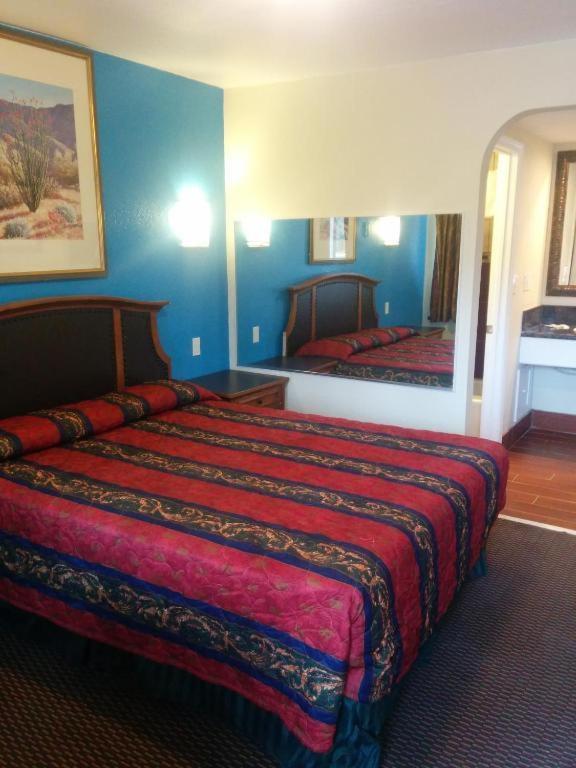 Sunshine Motel Сан-Бернардино Экстерьер фото
